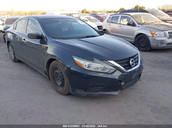 1N4AL3AP0JC106334 2018 NISSAN ALTIMA - Image 1
