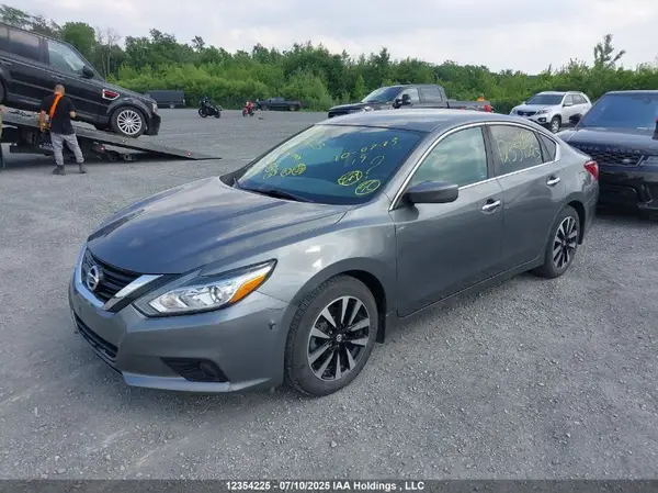 1N4AL3AP0JC106818 2018 NISSAN ALTIMA - Image 2