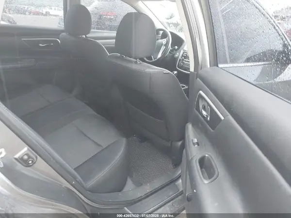 1N4AL3AP0JC107757 2018 NISSAN ALTIMA - Image 8