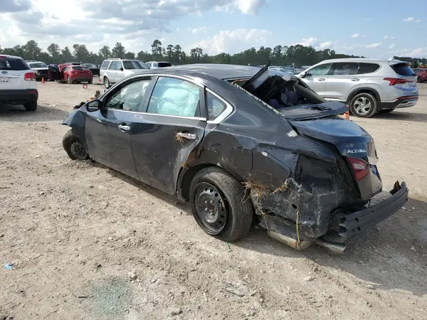 1N4AL3AP0JC110383 2018 NISSAN ALTIMA - Image 2