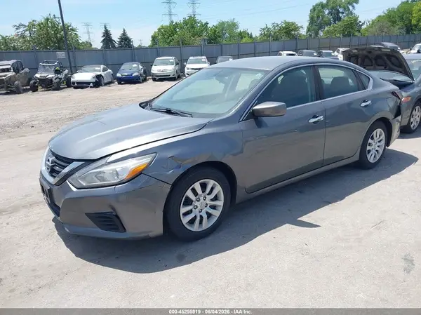 1N4AL3AP0JC116118 2018 NISSAN ALTIMA - Image 2