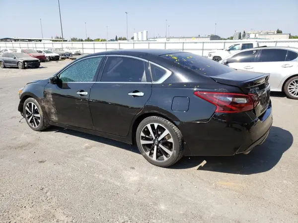 1N4AL3AP0JC118127 2018 NISSAN ALTIMA - Image 2