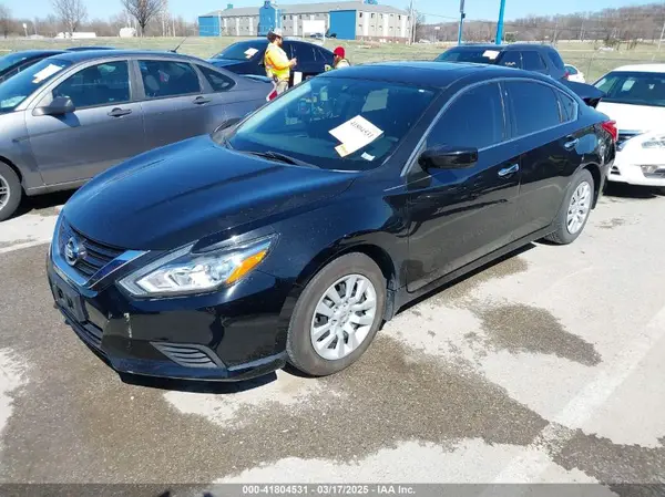 1N4AL3AP0JC118144 2018 NISSAN ALTIMA - Image 2