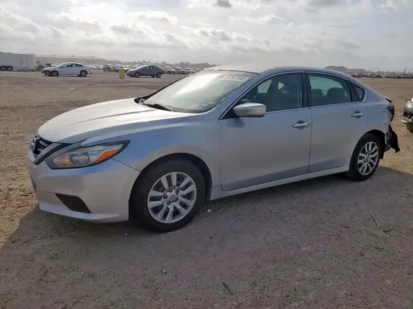 1N4AL3AP0JC118726 2018 NISSAN ALTIMA - Image 1