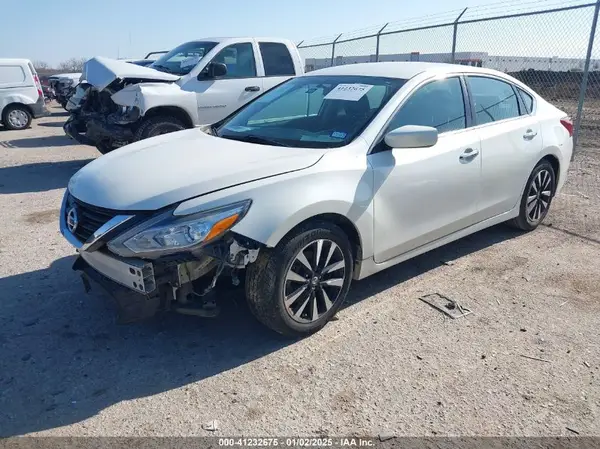 1N4AL3AP0JC118855 2018 NISSAN ALTIMA - Image 2