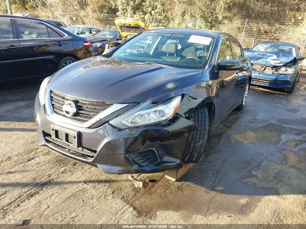 1N4AL3AP0JC120508 2018 NISSAN ALTIMA - Image 2