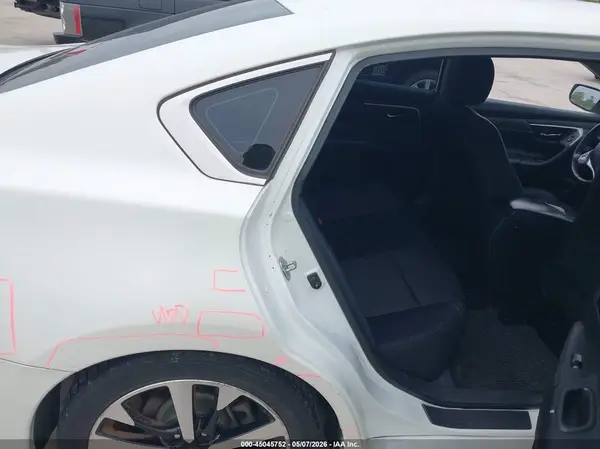 1N4AL3AP0JC120850 2018 NISSAN ALTIMA - Image 8