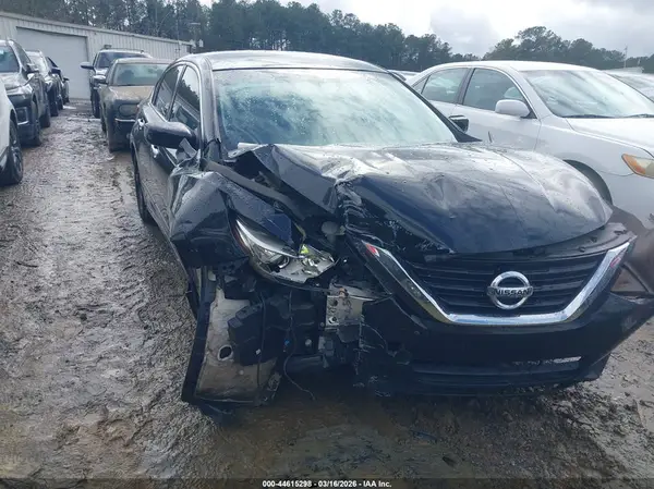 1N4AL3AP0JC123909 2018 NISSAN ALTIMA - Image 1