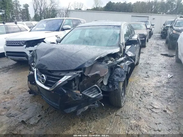 1N4AL3AP0JC123909 2018 NISSAN ALTIMA - Image 2