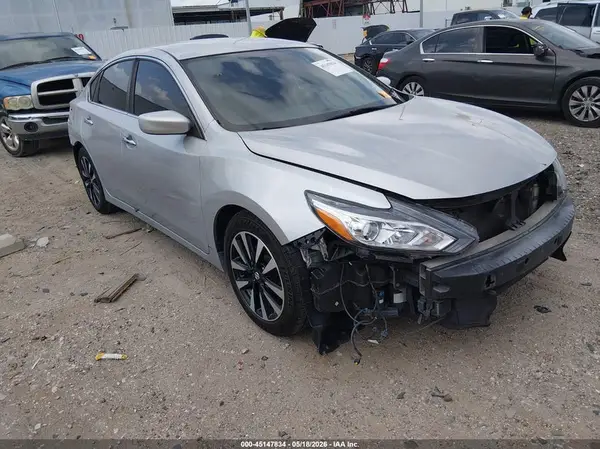 1N4AL3AP0JC124767 2018 NISSAN ALTIMA - Image 1