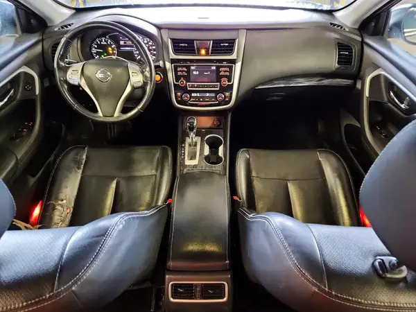 1N4AL3AP0JC126048 2018 NISSAN ALTIMA - Image 8