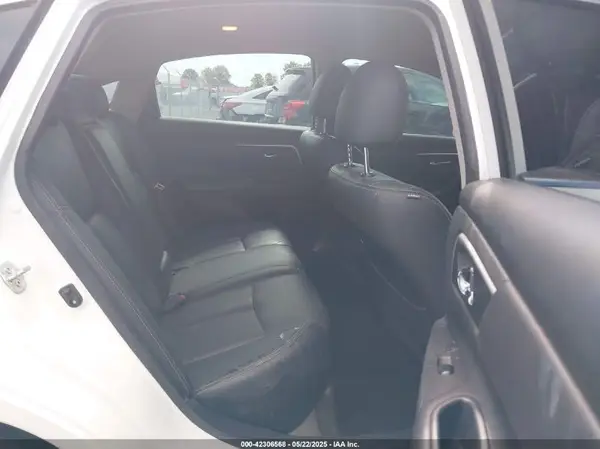 1N4AL3AP0JC126695 2018 NISSAN ALTIMA - Image 8
