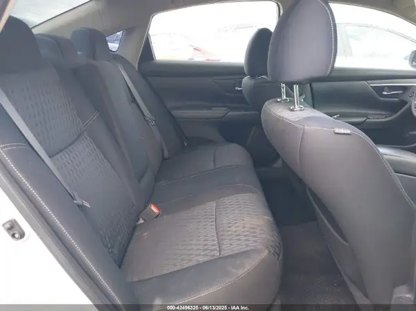 1N4AL3AP0JC126891 2018 NISSAN ALTIMA - Image 8