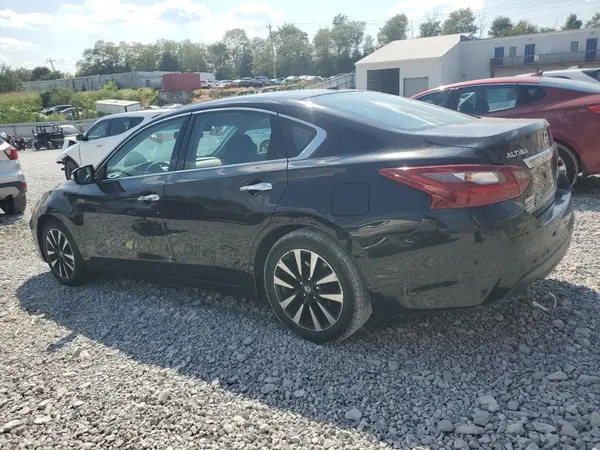 1N4AL3AP0JC127653 2018 NISSAN ALTIMA - Image 2