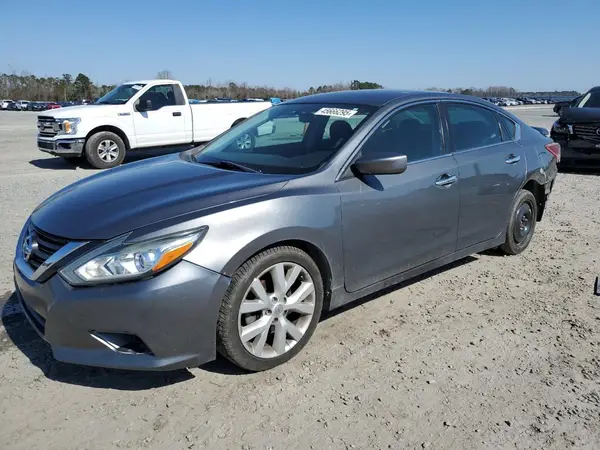 1N4AL3AP0JC129161 2018 NISSAN ALTIMA - Image 1