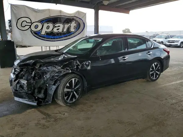 1N4AL3AP0JC129872 2018 NISSAN ALTIMA - Image 1