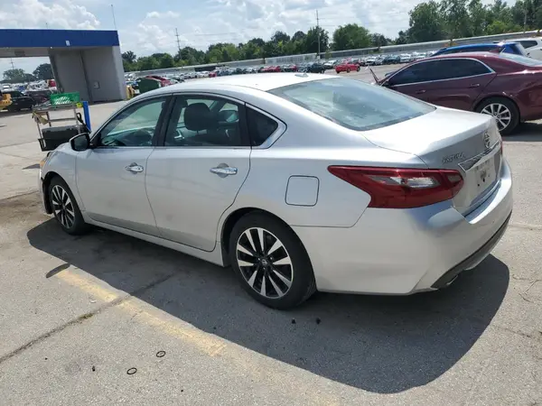 1N4AL3AP0JC132657 2018 NISSAN ALTIMA - Image 2