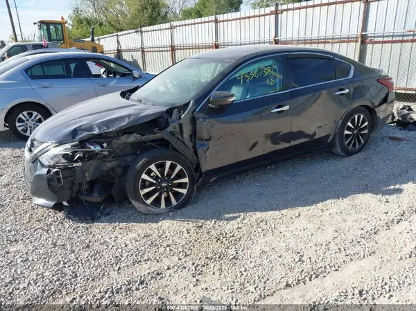 1N4AL3AP0JC134313 2018 NISSAN ALTIMA - Image 2