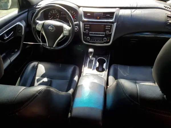 1N4AL3AP0JC136191 2018 NISSAN ALTIMA - Image 8