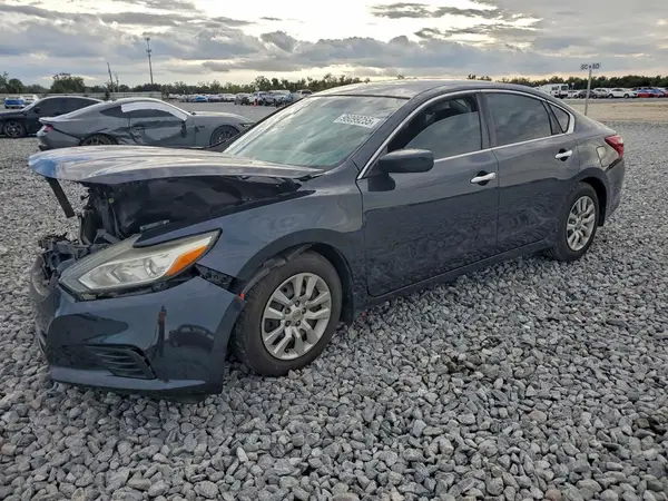 1N4AL3AP0JC137129 2018 NISSAN ALTIMA - Image 1
