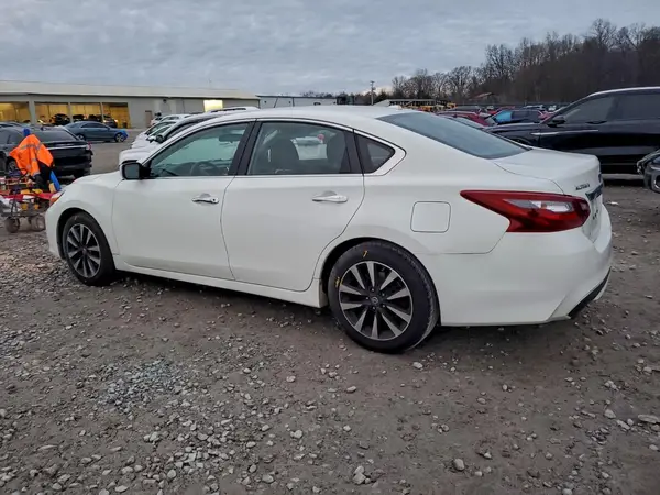 1N4AL3AP0JC138412 2018 NISSAN ALTIMA - Image 2