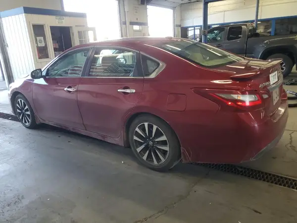 1N4AL3AP0JC139169 2018 NISSAN ALTIMA - Image 2