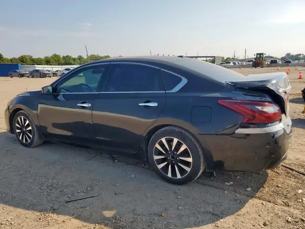 1N4AL3AP0JC139463 2018 NISSAN ALTIMA - Image 2