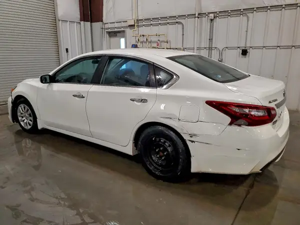 1N4AL3AP0JC140189 2018 NISSAN ALTIMA - Image 2