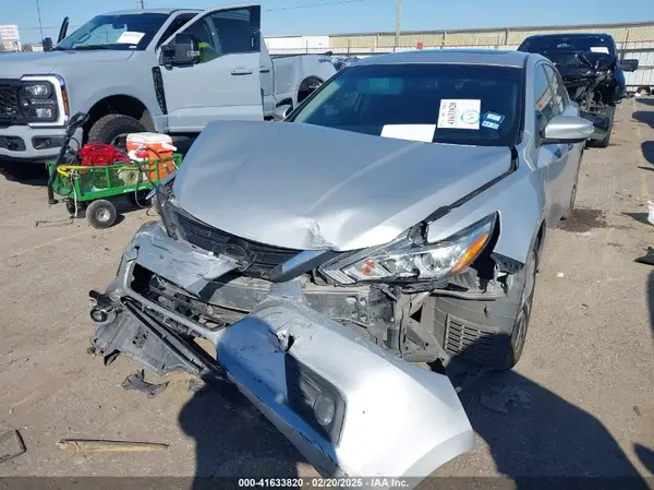 1N4AL3AP0JC140855 2018 NISSAN ALTIMA - Image 2
