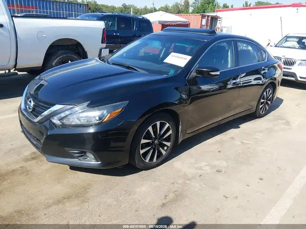 1N4AL3AP0JC141469 2018 NISSAN ALTIMA - Image 2