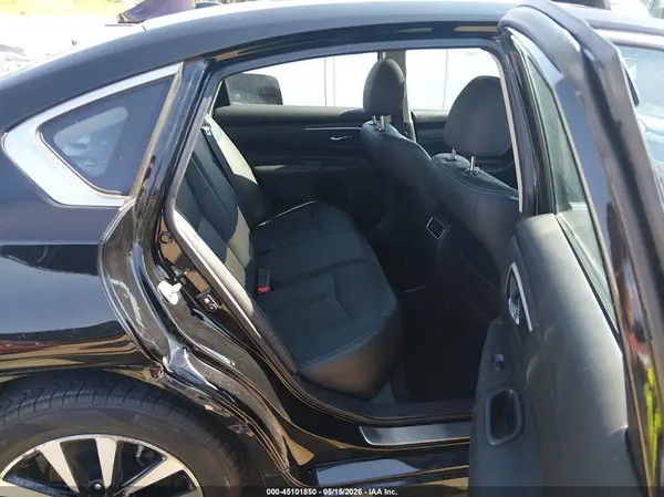 1N4AL3AP0JC141469 2018 NISSAN ALTIMA - Image 8