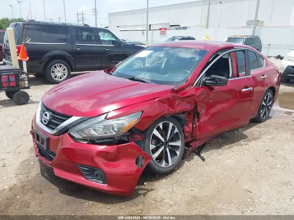 1N4AL3AP0JC143481 2018 NISSAN ALTIMA - Image 2