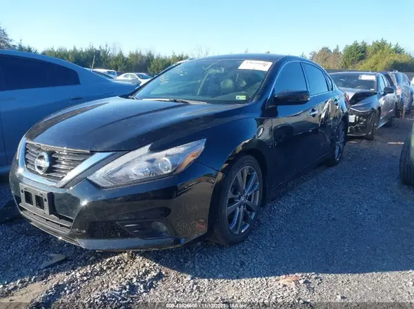 1N4AL3AP0JC145618 2018 NISSAN ALTIMA - Image 2