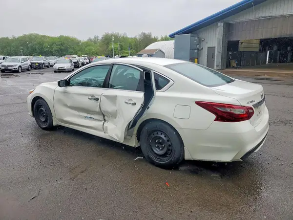 1N4AL3AP0JC148258 2018 NISSAN ALTIMA - Image 2