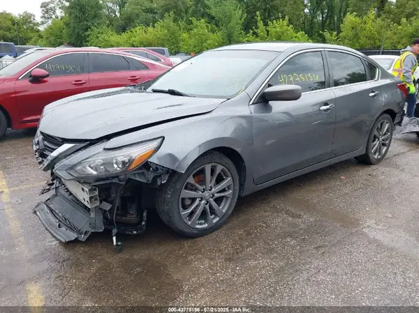 1N4AL3AP0JC148552 2018 NISSAN ALTIMA - Image 2