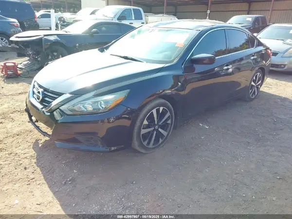 1N4AL3AP0JC149541 2018 NISSAN ALTIMA - Image 2
