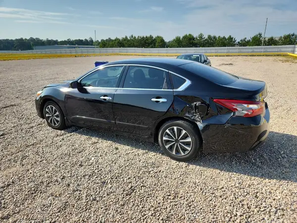 1N4AL3AP0JC150527 2018 NISSAN ALTIMA - Image 2