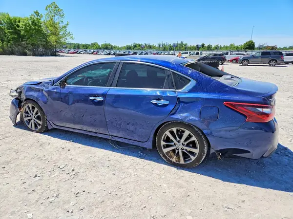 1N4AL3AP0JC152388 2018 NISSAN ALTIMA - Image 2
