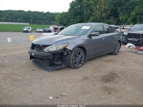 1N4AL3AP0JC152519 2018 NISSAN ALTIMA - Image 2