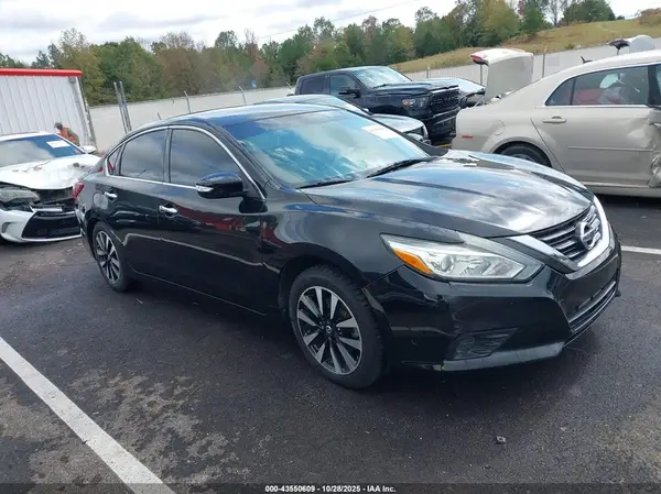 1N4AL3AP0JC160460 2018 NISSAN ALTIMA - Image 1