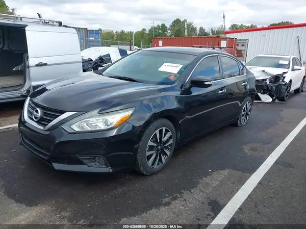 1N4AL3AP0JC160460 2018 NISSAN ALTIMA - Image 2