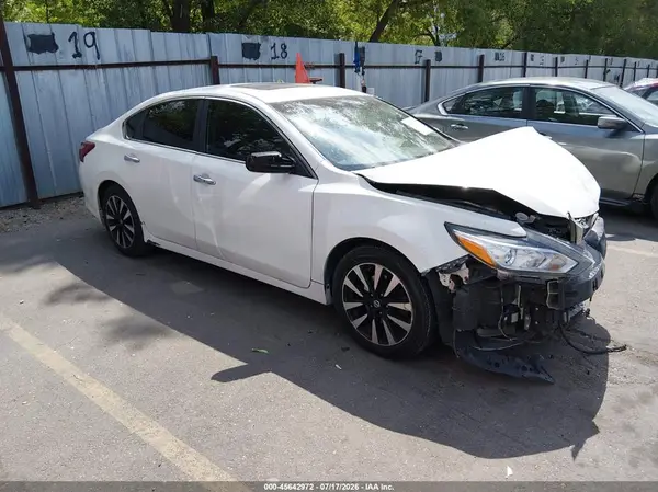 1N4AL3AP0JC163178 2018 NISSAN ALTIMA - Image 1