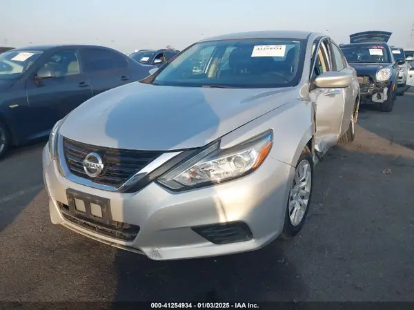 1N4AL3AP0JC163455 2018 NISSAN ALTIMA - Image 2