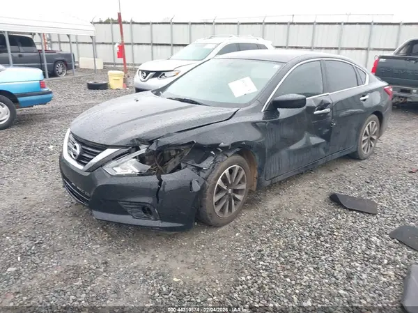 1N4AL3AP0JC164265 2018 NISSAN ALTIMA - Image 2