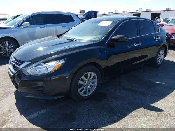 1N4AL3AP0JC164637 2018 NISSAN ALTIMA - Image 2