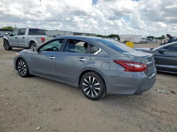 1N4AL3AP0JC164766 2018 NISSAN ALTIMA - Image 2