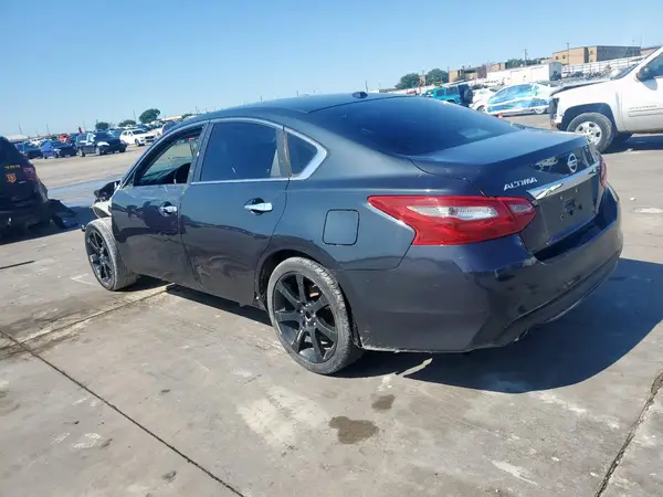 1N4AL3AP0JC167036 2018 NISSAN ALTIMA - Image 2