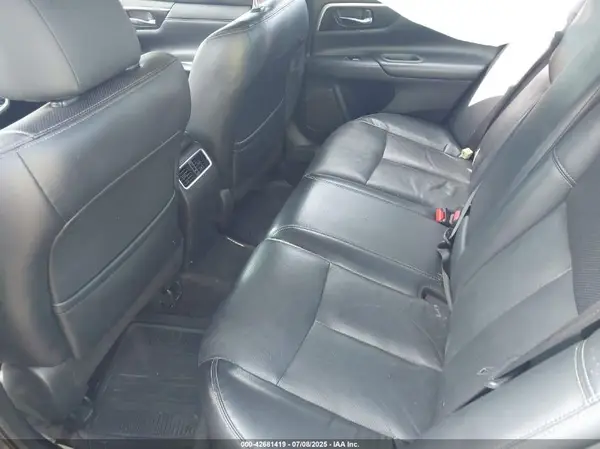 1N4AL3AP0JC168672 2018 NISSAN ALTIMA - Image 8
