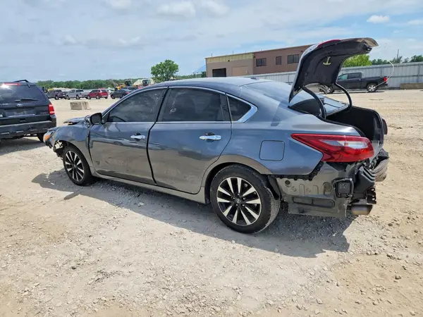1N4AL3AP0JC168896 2018 NISSAN ALTIMA - Image 2