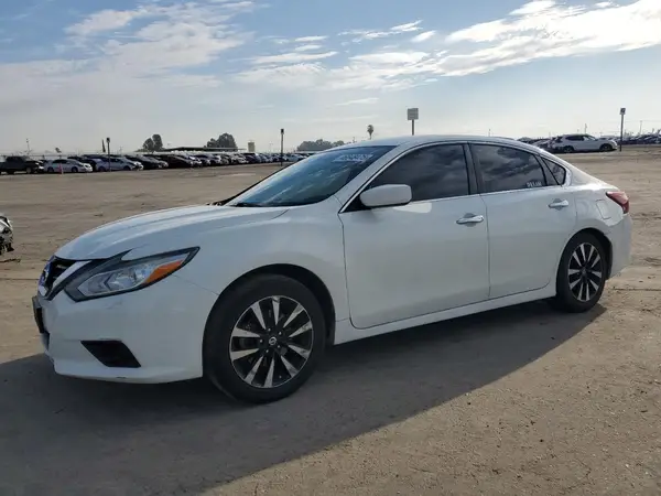 1N4AL3AP0JC169594 2018 NISSAN ALTIMA - Image 1